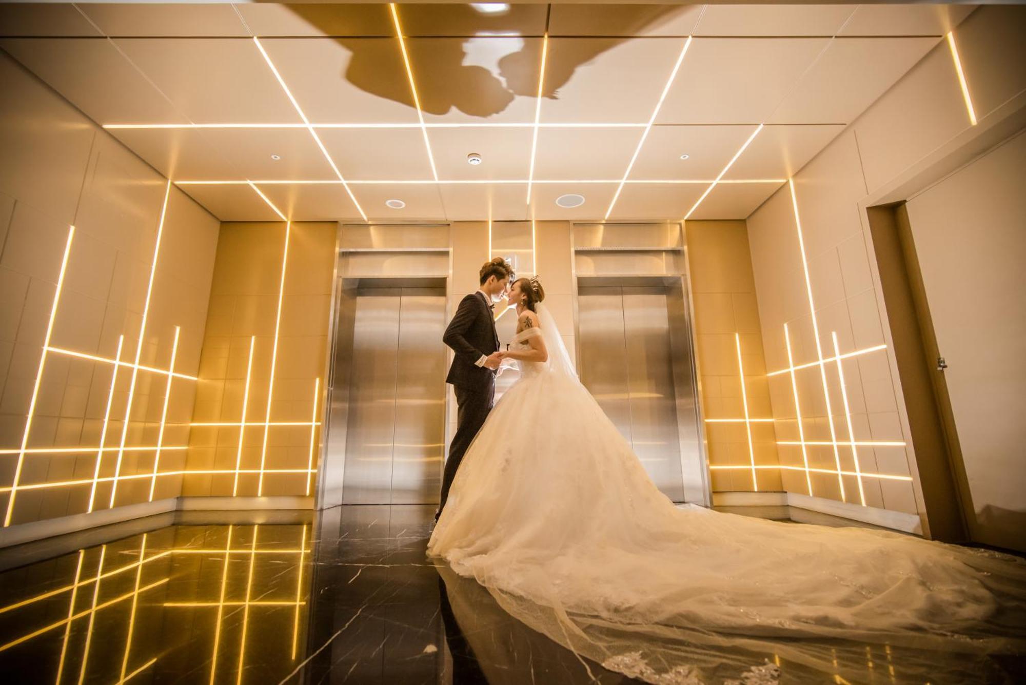 Golden Tulip - Aesthetics Hotel Zhunan Bagian luar foto