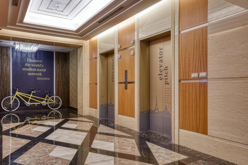 Golden Tulip - Aesthetics Hotel Zhunan Bagian luar foto