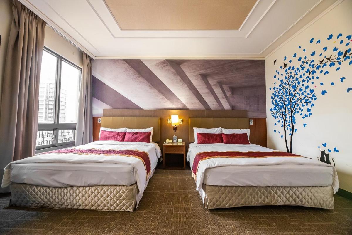 Golden Tulip - Aesthetics Hotel Zhunan Bagian luar foto