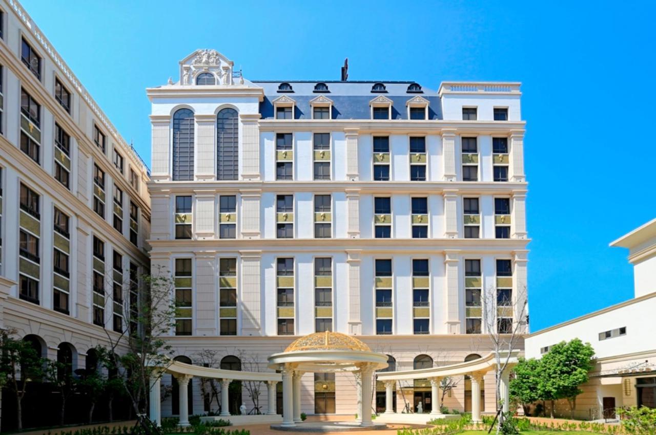 Golden Tulip - Aesthetics Hotel Zhunan Bagian luar foto